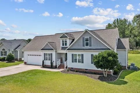 82 Long Grass Dr, Smithfield, NC 27577