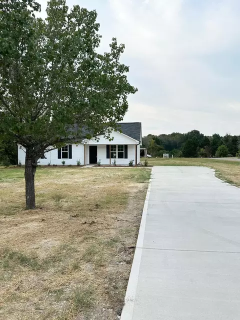 521 Green Path Rd, Godwin, NC 28344 photo 2
