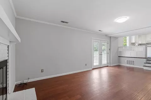 341 E Millbrook Rd, Raleigh, NC 27609 photo 14