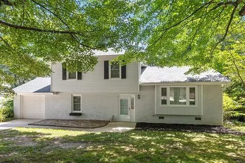 341 E Millbrook Rd, Raleigh, NC 27609 photo 3