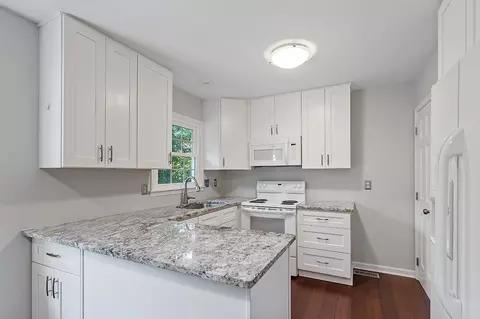341 E Millbrook Rd, Raleigh, NC 27609 photo 12