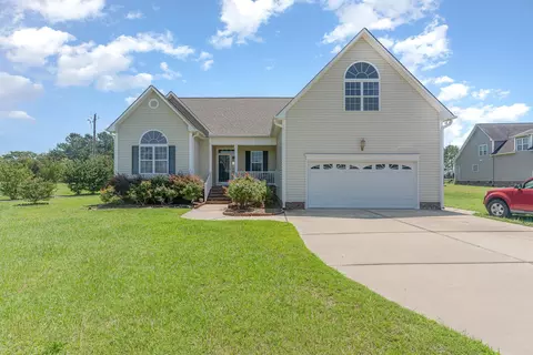69 Woodall Farm Ln, Princeton, NC 27569