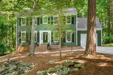112 Cobblestone Rd, Chapel Hill, NC 27516