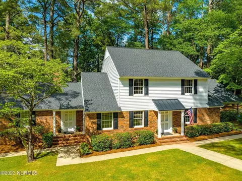 618 Brookwood Ln, Goldsboro, NC 27534