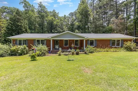 728 Duke Dr, Sanford, NC 27330