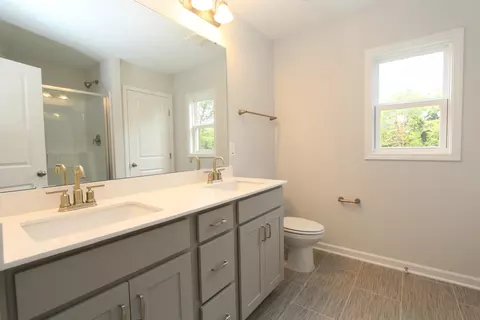 403 Sturgeon St, Smithfield, NC 27577 photo 9