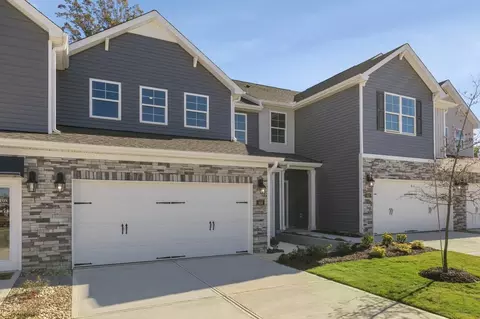 2209 Cherry Top Dr, Fuquay Varina, NC 27526