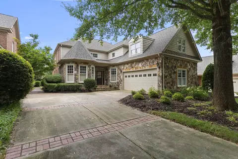 2045 Langham Ln, Raleigh, NC 27615