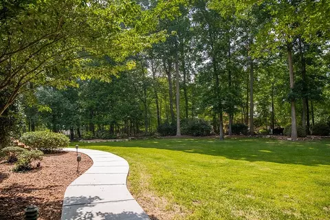 304 Sutherland Ct, Durham, NC 27712 photo 5
