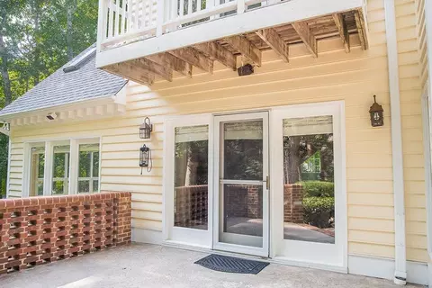 304 Sutherland Ct, Durham, NC 27712 photo 6