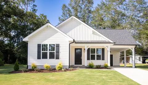 705 Queens Ave, Dunn, NC 28334 photo 1