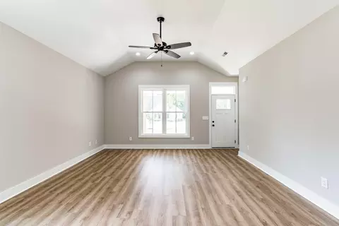 300 River Rd, Selma, NC 27576 photo 10