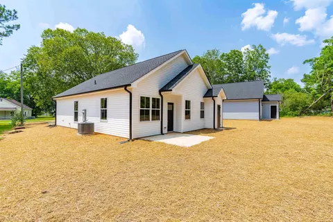 300 River Rd, Selma, NC 27576 photo 5