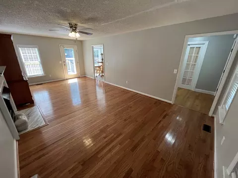 7344 Cornwallis Rd, Garner, NC 27529 photo 3