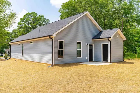 302 River Rd, Selma, NC 27576 photo 4