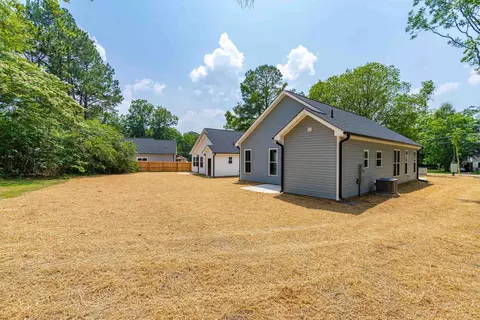 302 River Rd, Selma, NC 27576 photo 5