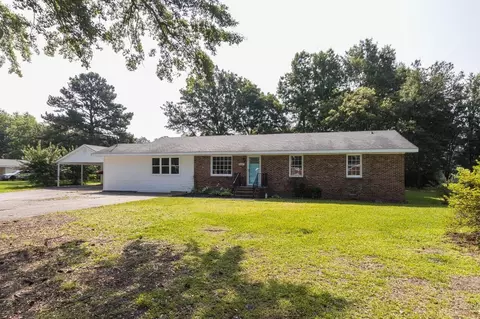 8207 Ida St, Saratoga, NC 27873