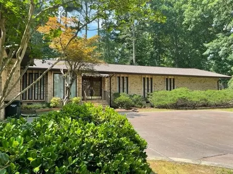 3736 Stoneybrook, Durham, NC 27705