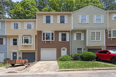 5909 Dixon Dr, Raleigh, NC 27609