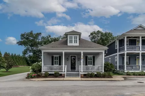 7 Oglethorpe Ave, Clayton, NC 27527 photo 2