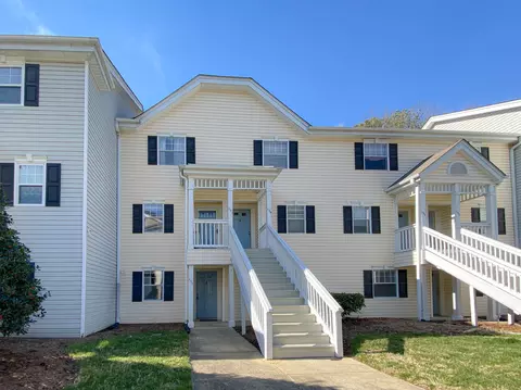 137 Kingsbury Dr #137, Chapel Hill, NC 27514
