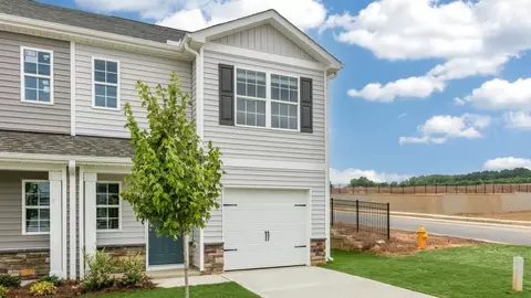 92 March Creek Dr, Fuquay Varina, NC 27526