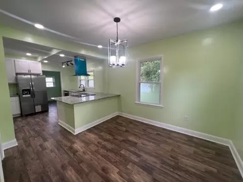 304 W C St, Erwin, NC 28339 photo 6