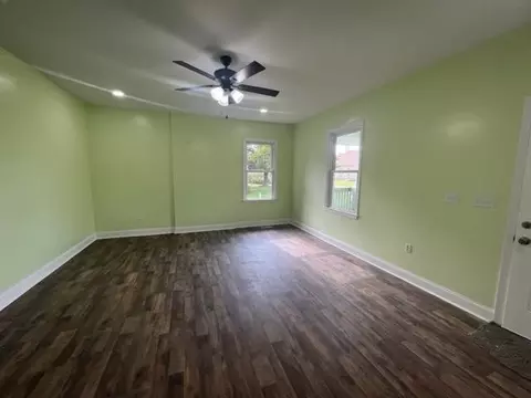 304 W C St, Erwin, NC 28339 photo 5