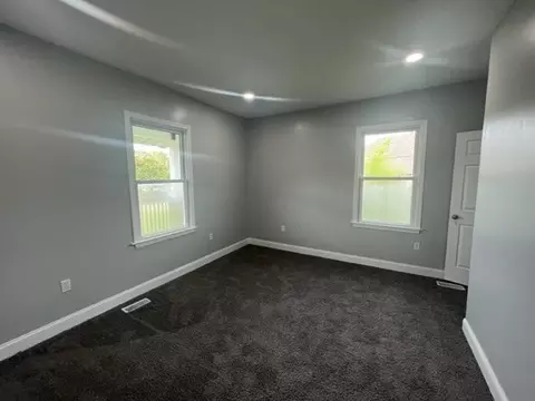 304 W C St, Erwin, NC 28339 photo 19