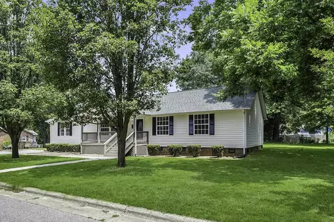 617 E Walnut Ave, Wake Forest, NC 27587 photo 2
