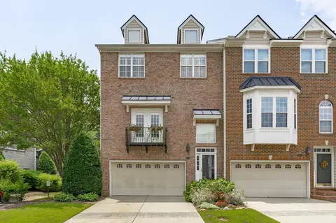2941 Imperial Oaks Dr, Raleigh, NC 27614