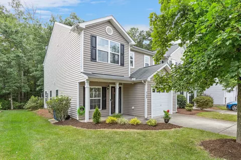 2104 Raj Dr, Durham, NC 27703 photo 2