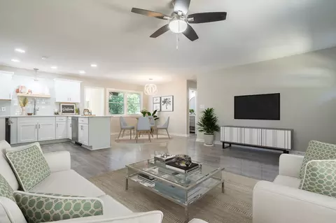 612 Peyton St, Raleigh, NC 27610