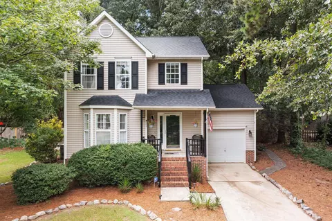 221 Hocutt Dr, Clayton, NC 27520