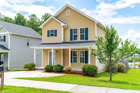 2741 Erinridge Rd, Raleigh, NC 27610