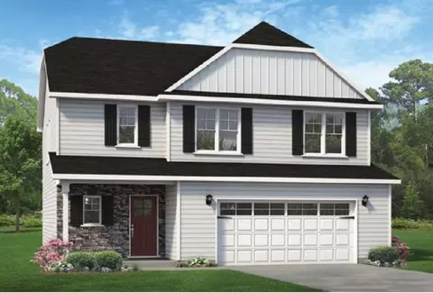 4635 Scenic Pines Dr, Hope Mills, NC 28348