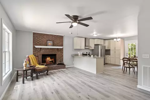53 Fraser Cir, Linden, NC 28356