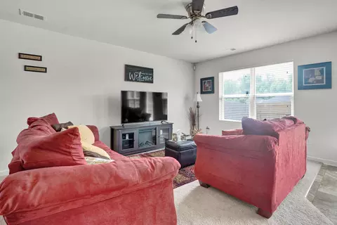 138 Kutter Dr, Elon, NC 27244 photo 5