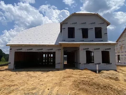69 Winding Creek Dr, Lillington, NC 27546