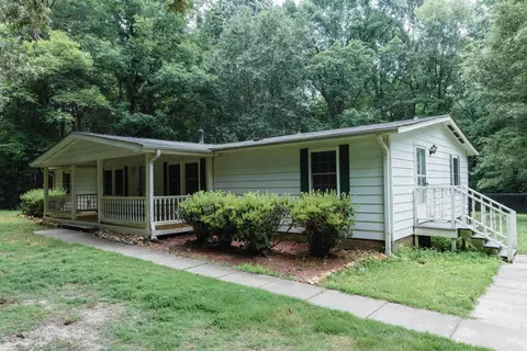 2620 Dalton Dr, Efland, NC 27243
