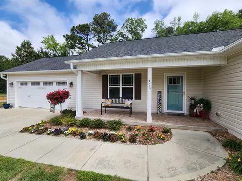 475 Mcgee Rd, Benson, NC 27504 photo 2