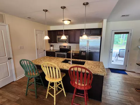 475 Mcgee Rd, Benson, NC 27504 photo 5