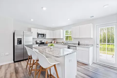 1111 Bridgewater Dr, Durham, NC 27704 photo 9