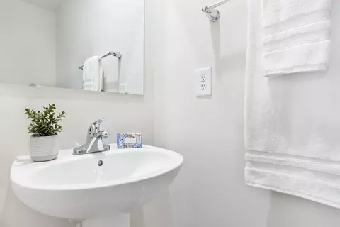1111 Bridgewater Dr, Durham, NC 27704 photo 20