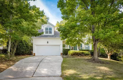 103 Spindle Creek Ct, Cary, NC 27519