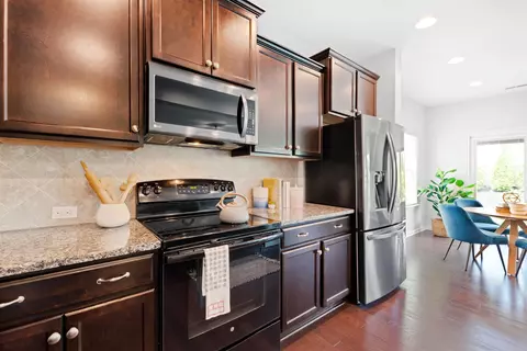 708 Poplar St, Durham, NC 27703 photo 8