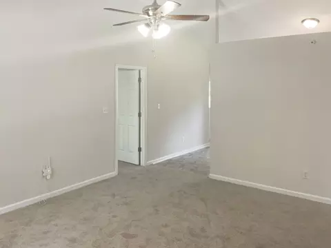 911 Alpha Dr, Durham, NC 27703 photo 10