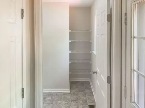 911 Alpha Dr, Durham, NC 27703 photo 15