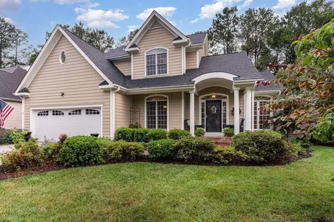 2949 Dargan Hills Dr, Wake Forest, NC 27587