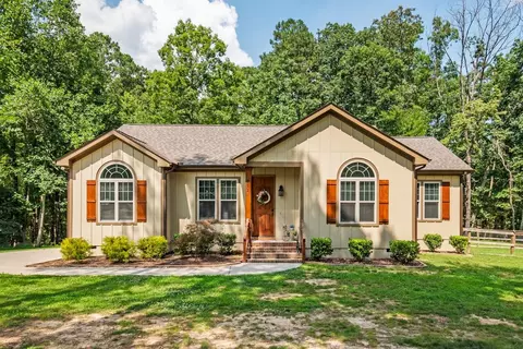 2126 Clements Dr, Durham, NC 27704 photo 2